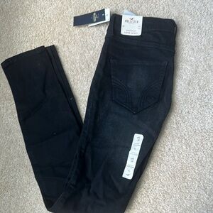 Hollister Women's Dark Wash Skinny Jeans